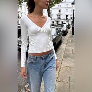 Brandy Melville Amara White Long Sleeve V-Neck Top